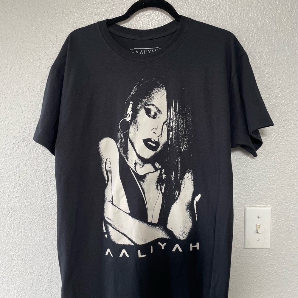 Vintage Aaliyah t shirt